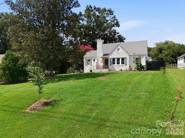 1522 Mooresville Road, Salisbury, NC 28147