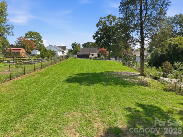 1522 Mooresville Road, Salisbury, NC 28147