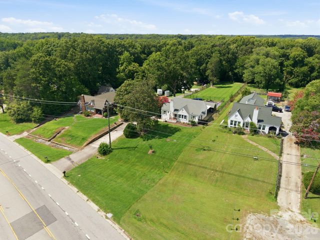 1522 Mooresville Road, Salisbury, NC 28147
