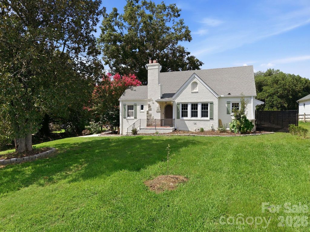 1522 Mooresville Road, Salisbury, NC 28147