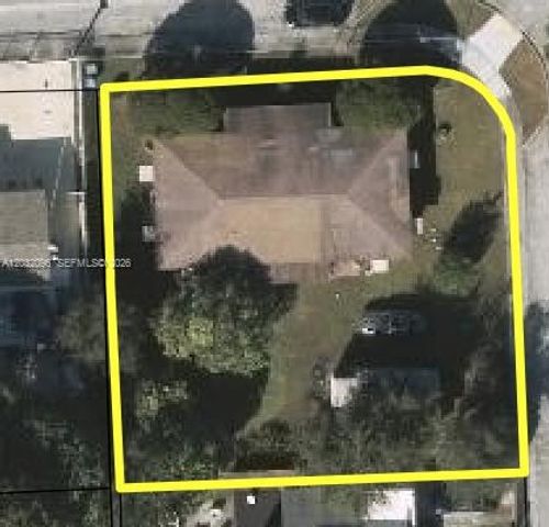 1100 NW 57th Street, Miami, FL 33127