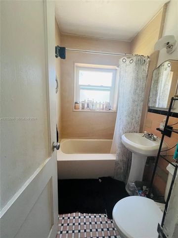 1100 NW 57th Street, Miami, FL 33127