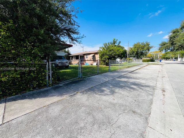 1100 NW 57th Street, Miami, FL 33127
