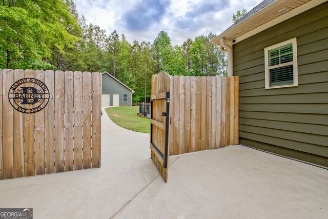 138 Magnolia Place Drive, Senoia, GA 30276