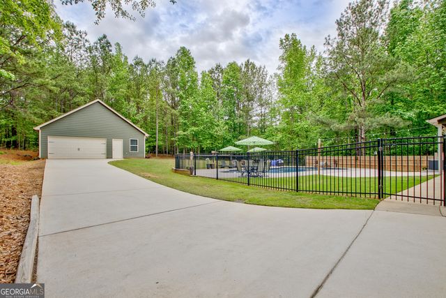 138 Magnolia Place Drive, Senoia, GA 30276