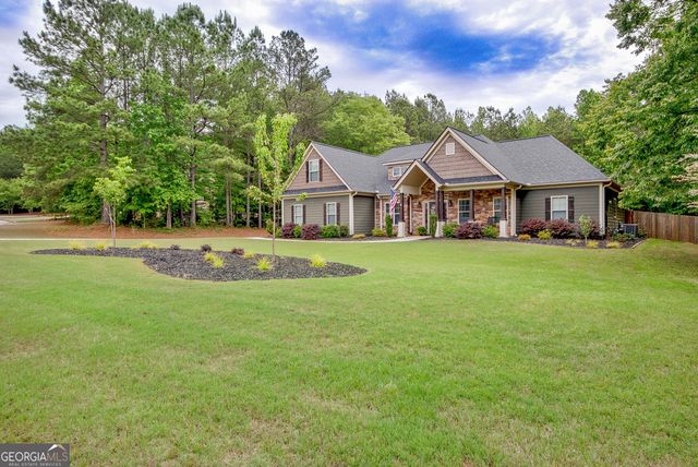 138 Magnolia Place Drive, Senoia, GA 30276