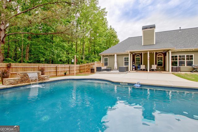 138 Magnolia Place Drive, Senoia, GA 30276