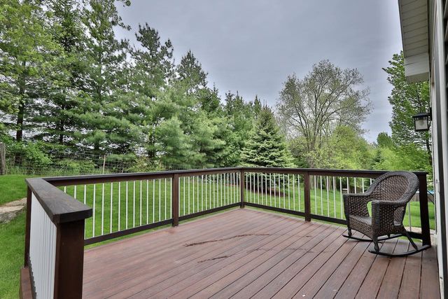 1122 Willow Run, Verona, WI 53593