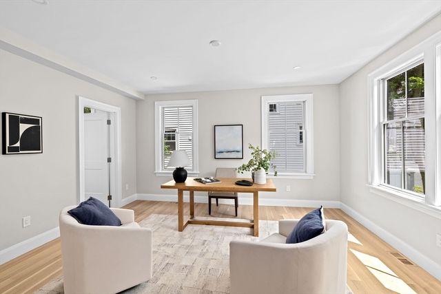 17 Glenland, Brookline, MA 02467