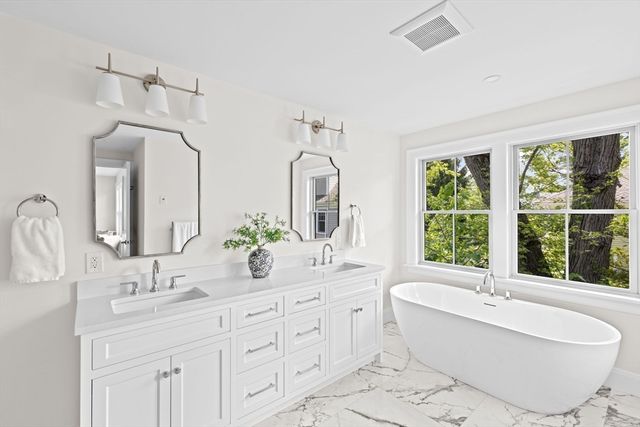 17 Glenland, Brookline, MA 02467