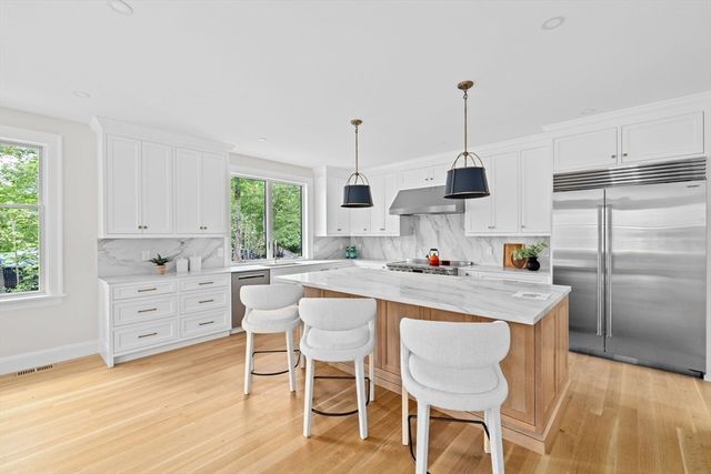 17 Glenland, Brookline, MA 02467
