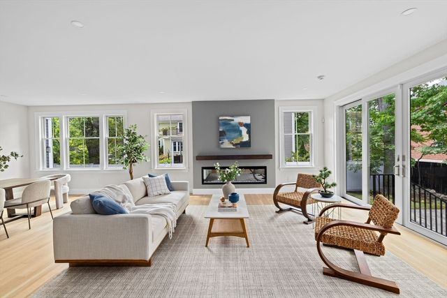 17 Glenland, Brookline, MA 02467