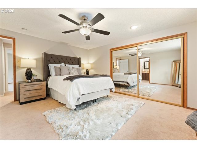 12777 Se 128TH Ave, Happy Valley, OR 97086