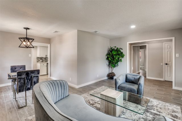 1287 Whispering Trail, Dallas, TX 75241