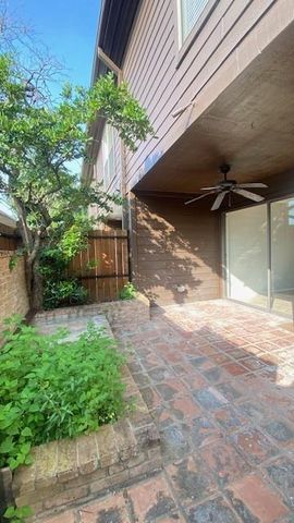 2601 S Braeswood Boulevard 403, Houston, TX 77025
