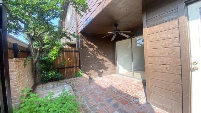 2601 S Braeswood Boulevard 403, Houston, TX 77025
