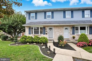 202 POPODICKON DR, Boyertown, PA 19512