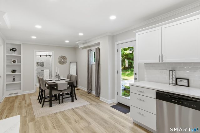 16 Deepwood Drive, Cheshire, CT 06410