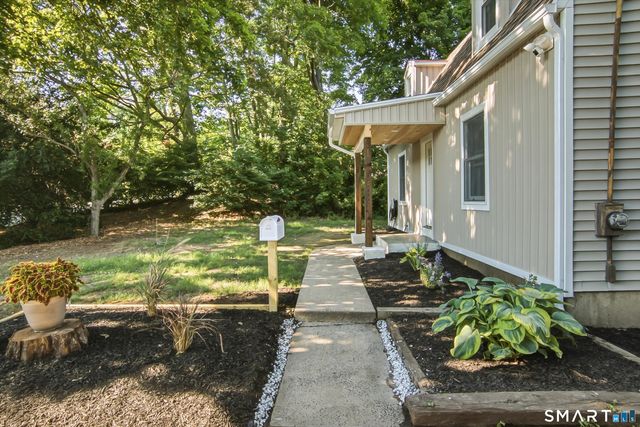 16 Deepwood Drive, Cheshire, CT 06410