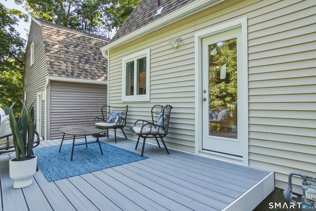 16 Deepwood Drive, Cheshire, CT 06410
