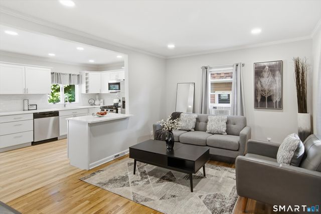 16 Deepwood Drive, Cheshire, CT 06410