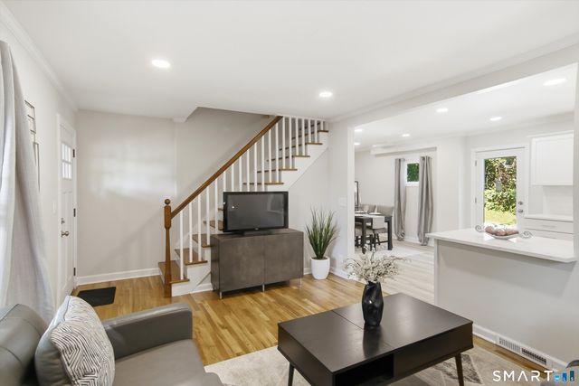 16 Deepwood Drive, Cheshire, CT 06410