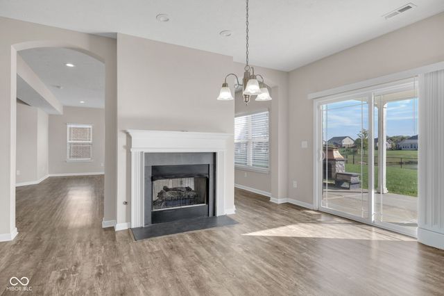 3317 S Ansley Drive, New Palestine, IN 46163