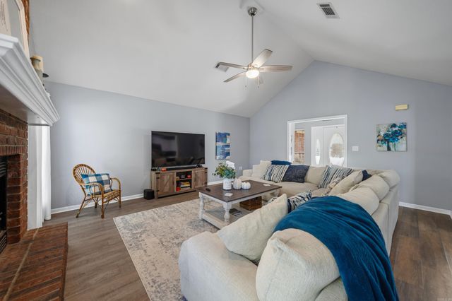 100 Stonebriar Drive, Hot Springs, AR 71913
