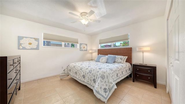 1749 HILLVIEW STREET 1, Sarasota, FL 34239