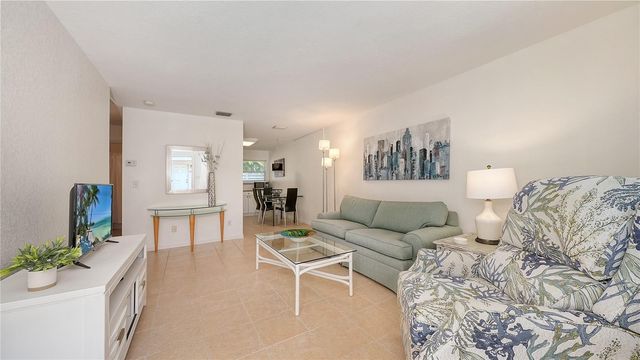 1749 HILLVIEW STREET 1, Sarasota, FL 34239