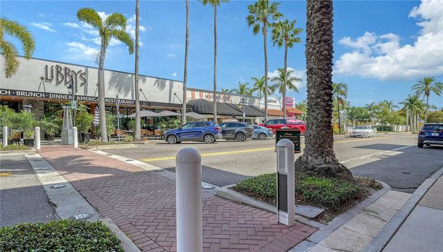 1749 HILLVIEW STREET 1, Sarasota, FL 34239