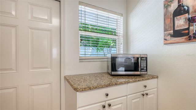 1749 HILLVIEW STREET 1, Sarasota, FL 34239