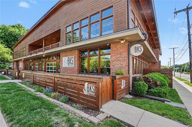 728 E 63rd Terrace, Kansas City, MO 64110