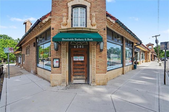 728 E 63rd Terrace, Kansas City, MO 64110