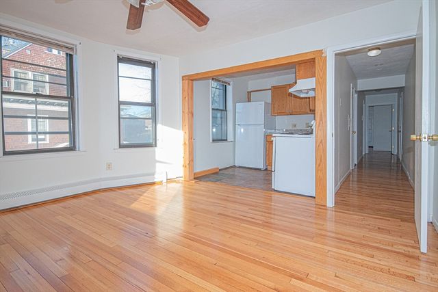 29 William St 22, Worcester, MA 01609