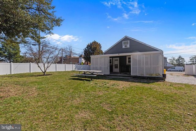 8489 ARBUTUS RD, Pasadena, MD 21122