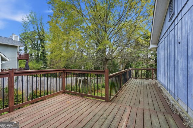 402 Emily Drive SW, Lilburn, GA 30047