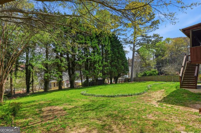 402 Emily Drive SW, Lilburn, GA 30047