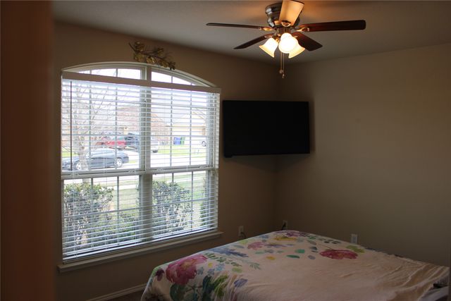 2804 Balleywood Drive, Seagoville, TX 75159