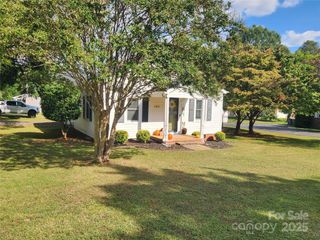 2301 S Ridge Avenue, Kannapolis, NC 28083