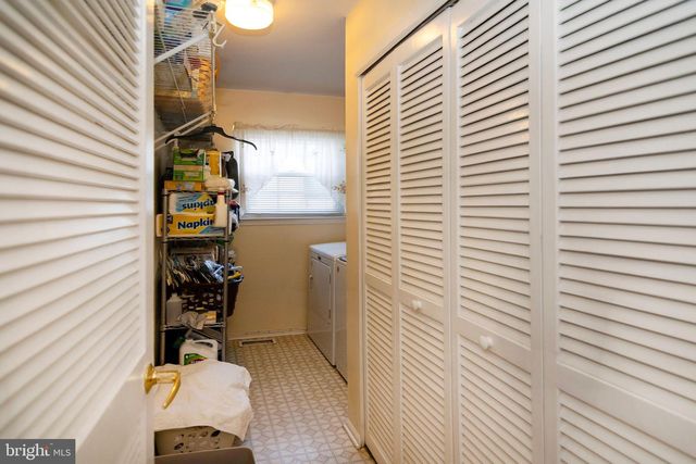 17 STAFFORD PL, Sicklerville, NJ 08081