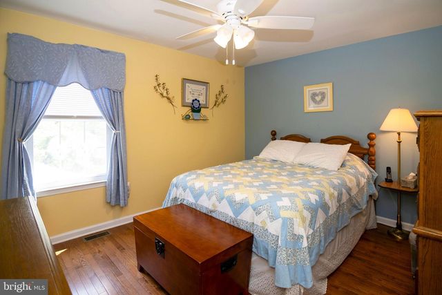 17 STAFFORD PL, Sicklerville, NJ 08081