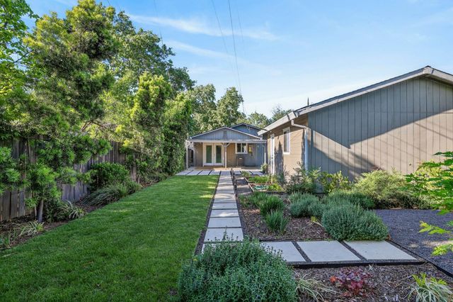 4330 3rd Ave, Sacramento, CA 95817