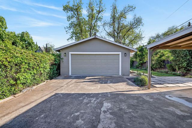 4330 3rd Ave, Sacramento, CA 95817