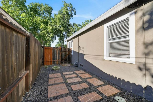 4330 3rd Ave, Sacramento, CA 95817