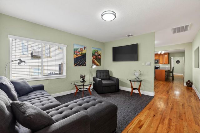 4330 3rd Ave, Sacramento, CA 95817