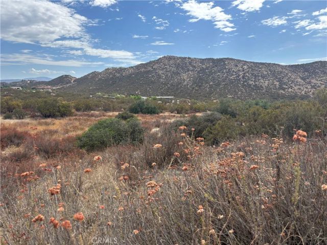 8 Wiley, Hemet, CA 92544