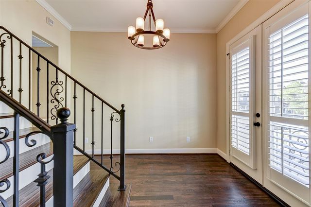 2306 Couch Street, Houston, TX 77008