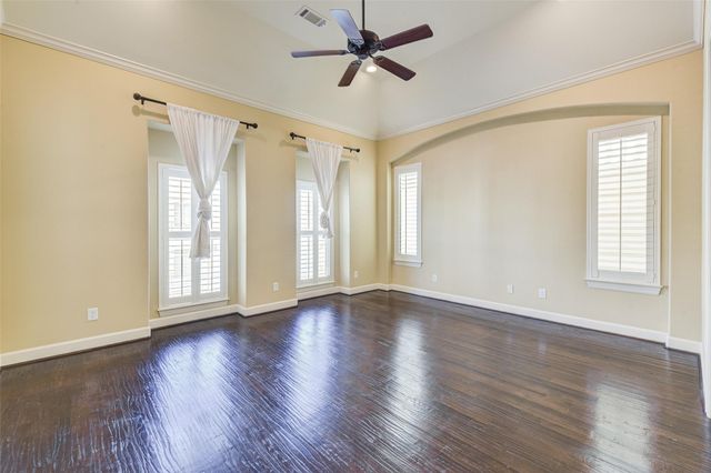 2306 Couch Street, Houston, TX 77008
