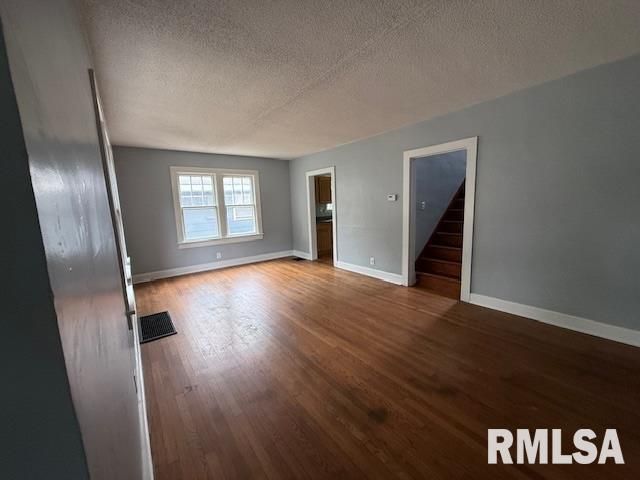 2241 S 12TH Street, Springfield, IL 62703